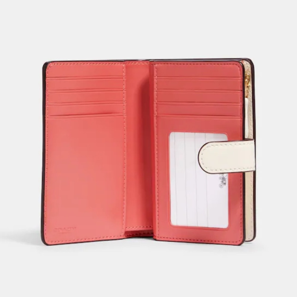 Coach medium zip corner wallet Strawberry